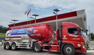 mobile-storage-pertamina-untuk-memastikan-stok-bbm-di-spbu-dalam-kondisi-aman-1766147445693_169