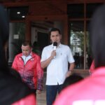 IMG-20260624-WA0016 Sekretaris Daerah (Sekda) Aceh, M. Nasir, secara resmi melepas kontingen Taekwondo Setda Aceh (TSA) menuju Sumatera Utara. (FOTO | BIRO ADPIM SEKDA ACEH)