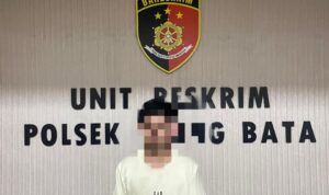 WhatsApp Image 2026-06-02 at 12.39.02 Personel Polsek Lueng Bata berhasil mengamankan seorang pria yang diduga melakukan tindak penganiayaan terhadap mantan pacarnya mengunakan pisau kerambit di wilayah Kecamatan Lueng Bata, Kota Banda Aceh.