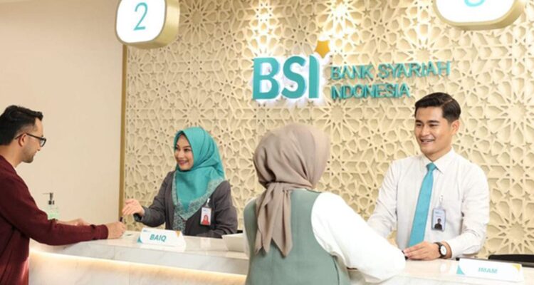 Dari sisi pembiayaan, BSI berhasil menumbuhkan dobel digit atau 15,59% (YOY) mencapai Rp332 triliun dengan fokus pada pembiayaan Konsumer.