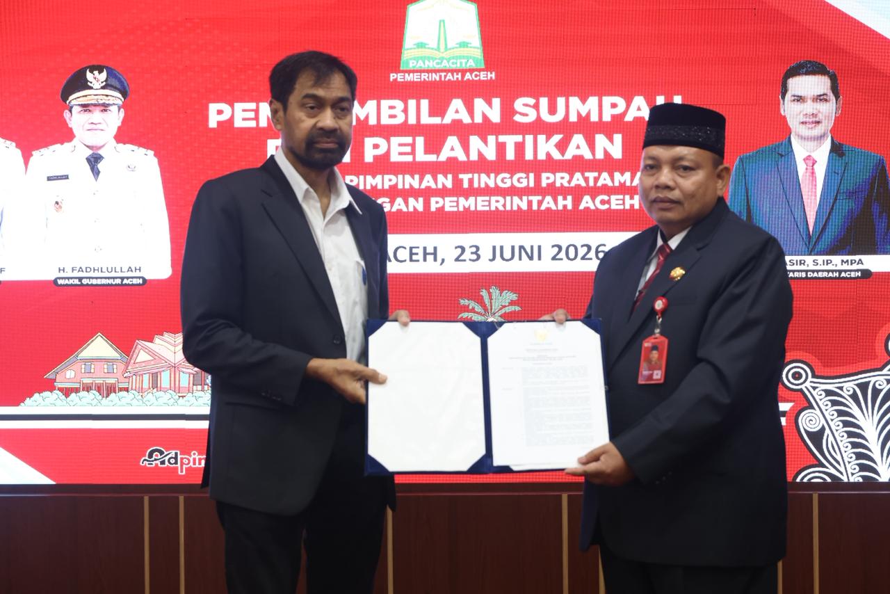 Gubernur Aceh, Muzakir Manaf, melantik Dr. Misran Fuadi, S.Ag., MAP sebagai Kepala Dinas Syariat Islam Aceh dalam sebuah prosesi pelantikan yang berlangsung di Pendopo Gubernur Aceh, Selasa (23/6/2026).