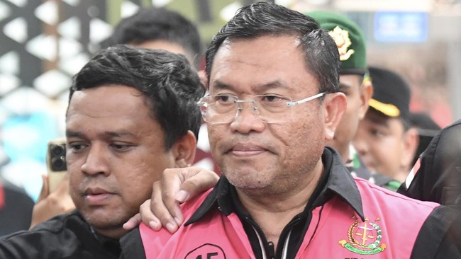 Tersangka dugaan tindak pidana korupsi tata kelola program Makan Bergizi Gratis